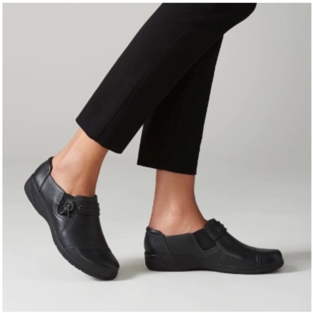Clarks Cheyn Madi Black Soft Cushion Comfy Shoes